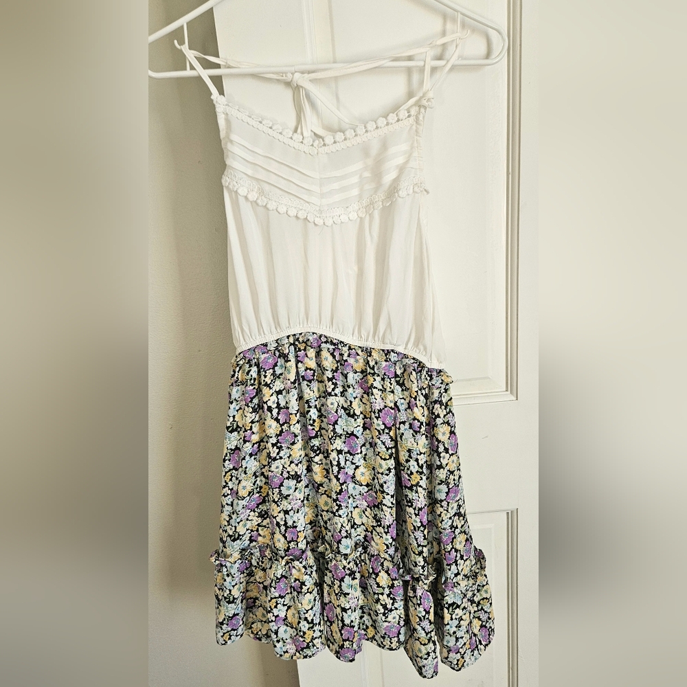 Medium dress